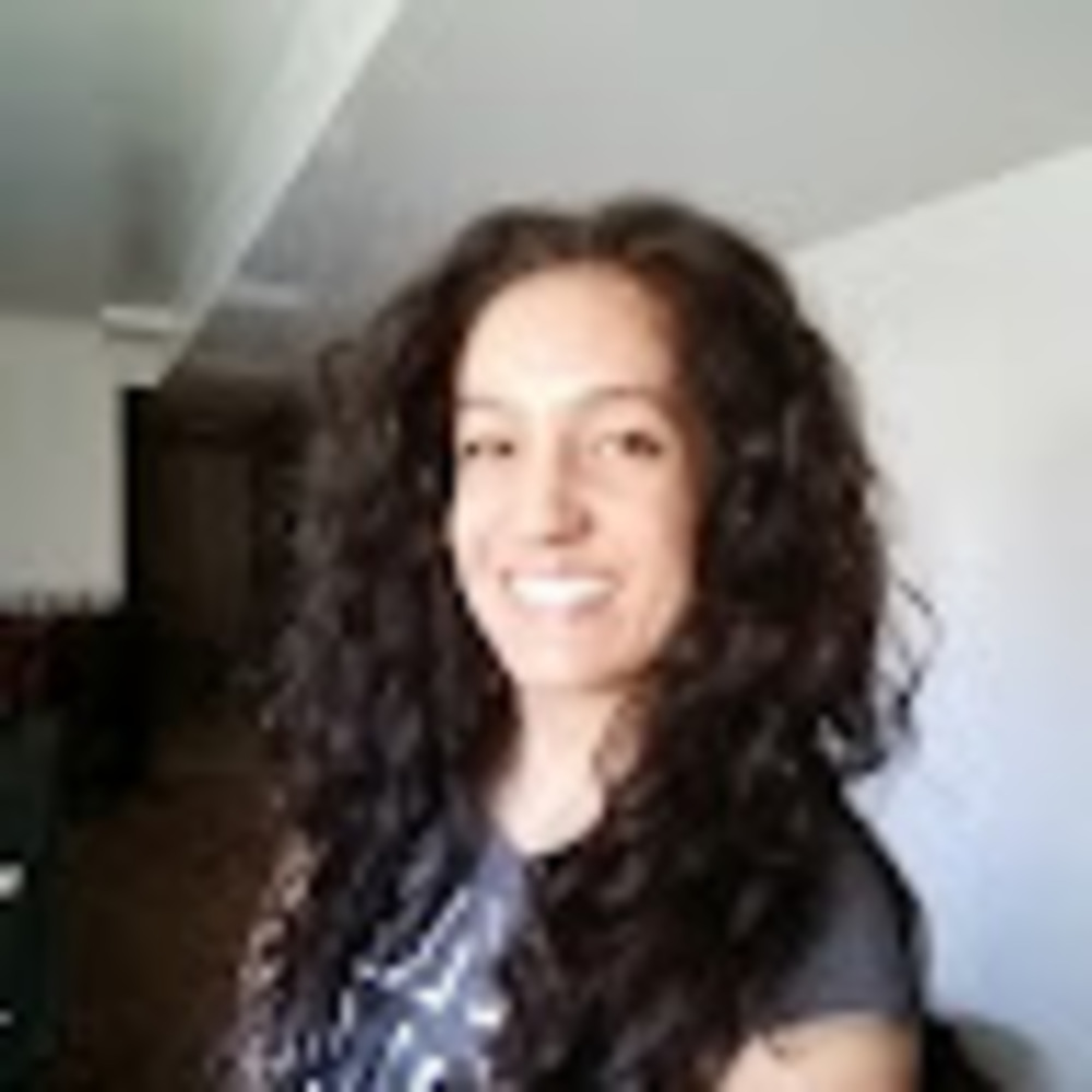 Meet your Posher, Alicia